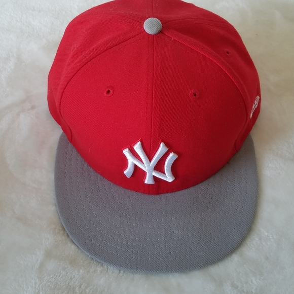 new york yankees red baseball cap